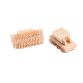포스트 인광체 PA9T 청동 금 섬광을 가진 연결관을 난입하는 0.5mm 2*50P SMT 널